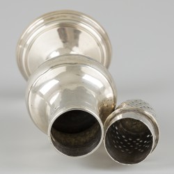 Strooibus (Londen 1788) zilver.