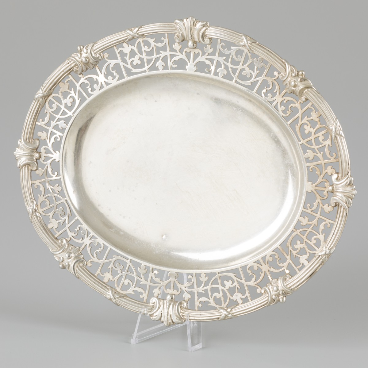 Presentatieschaal (Londen, Charles Aldridge & Henry Green 1771) zilver.