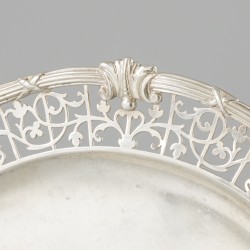 Presentatieschaal (Londen, Charles Aldridge & Henry Green 1771) zilver.