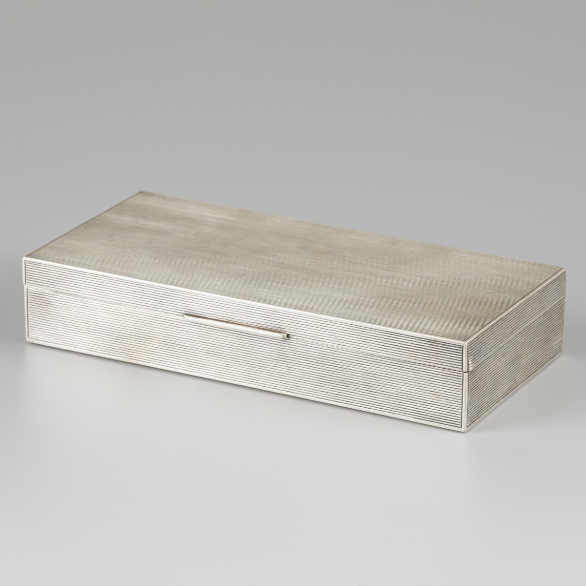 Sigarendoos zilver.