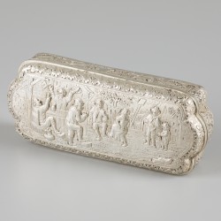 Tabaksdoos zilver.