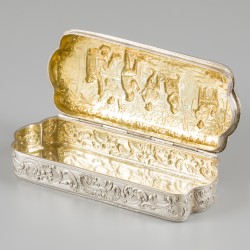 Tabaksdoos zilver.