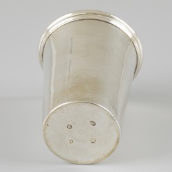 Geboortebeker zilver.