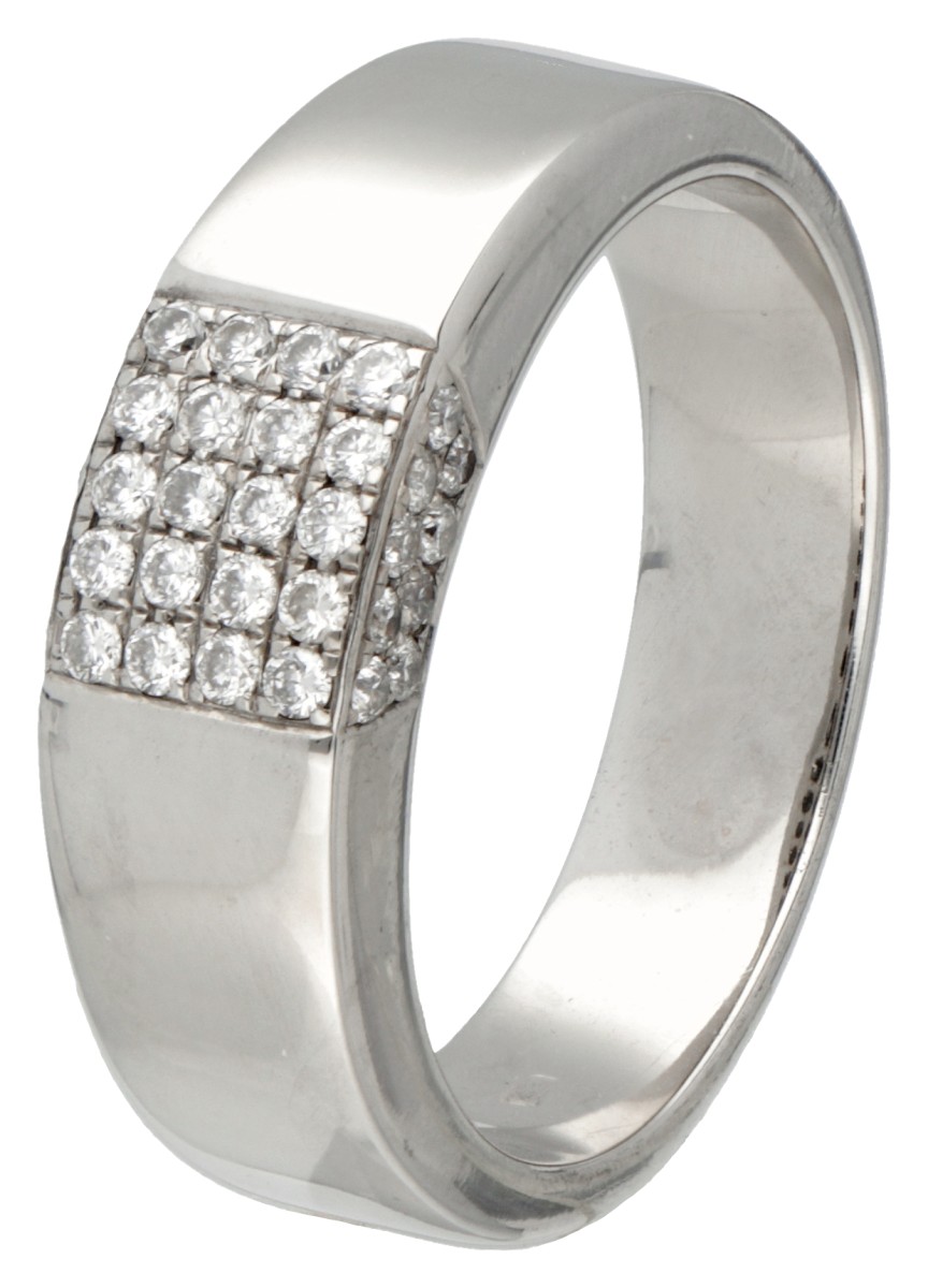 14 kt. Witgouden ring bezet met ca. 0.38 ct. diamant.