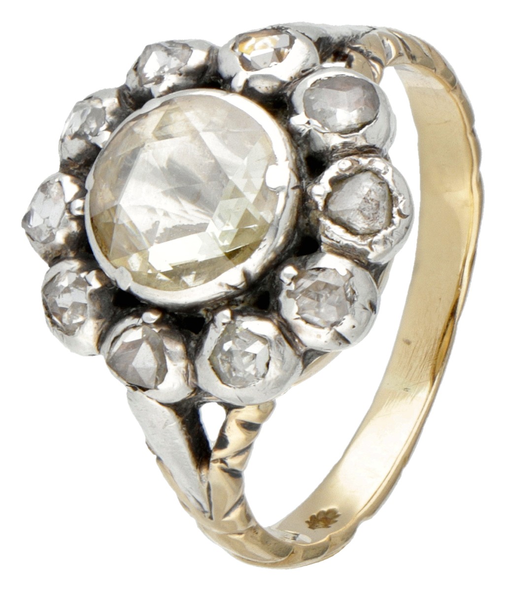 Vintage 14 kt. geelgouden rozet ring in Georgische stijl bezet met diamant in zilver.