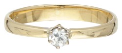 18 kt. Geelgouden solitair ring bezet met ca. 0.17 ct. diamant.