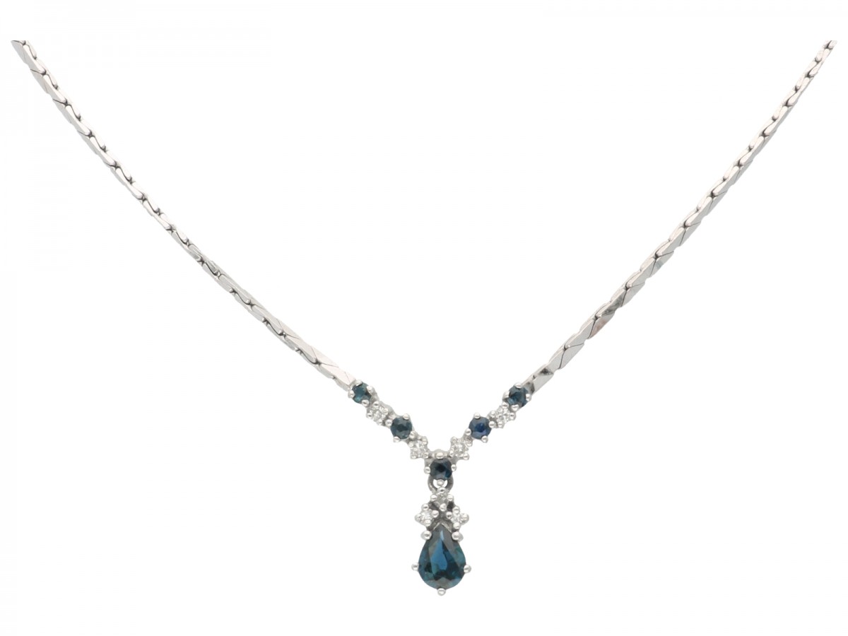 Klassiek witgouden collier, met ca. 0.14 ct. diamant en natuurlijke saffier - 14 kt.