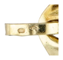 18 kt. Geelgouden hanger in de vorm van een hangende panter bezet met ca. 0.72 ct. diamant.