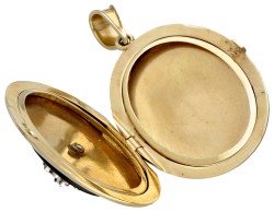 Vintage 14 kt. geelgouden medaillon hanger met diamant gezet op onyx.