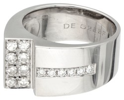 18 kt. Witgouden Maison De Greef bandring bezet met ca. 0.65 ct. diamant.