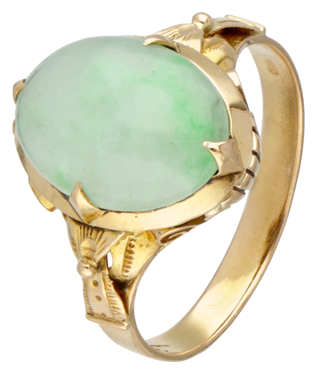 20 kt. Geelgouden vintage ring bezet met ca. 3.38 ct. jade.