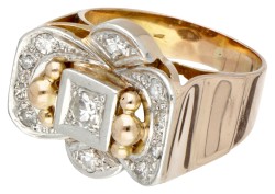 14 kt. Bicolor gouden tank ring bezet met ca. 0.42 ct. diamant.