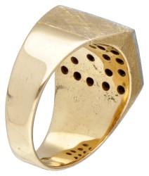 18 kt. Geelgouden ring bezet met ca. 0.77 ct. diamant.
