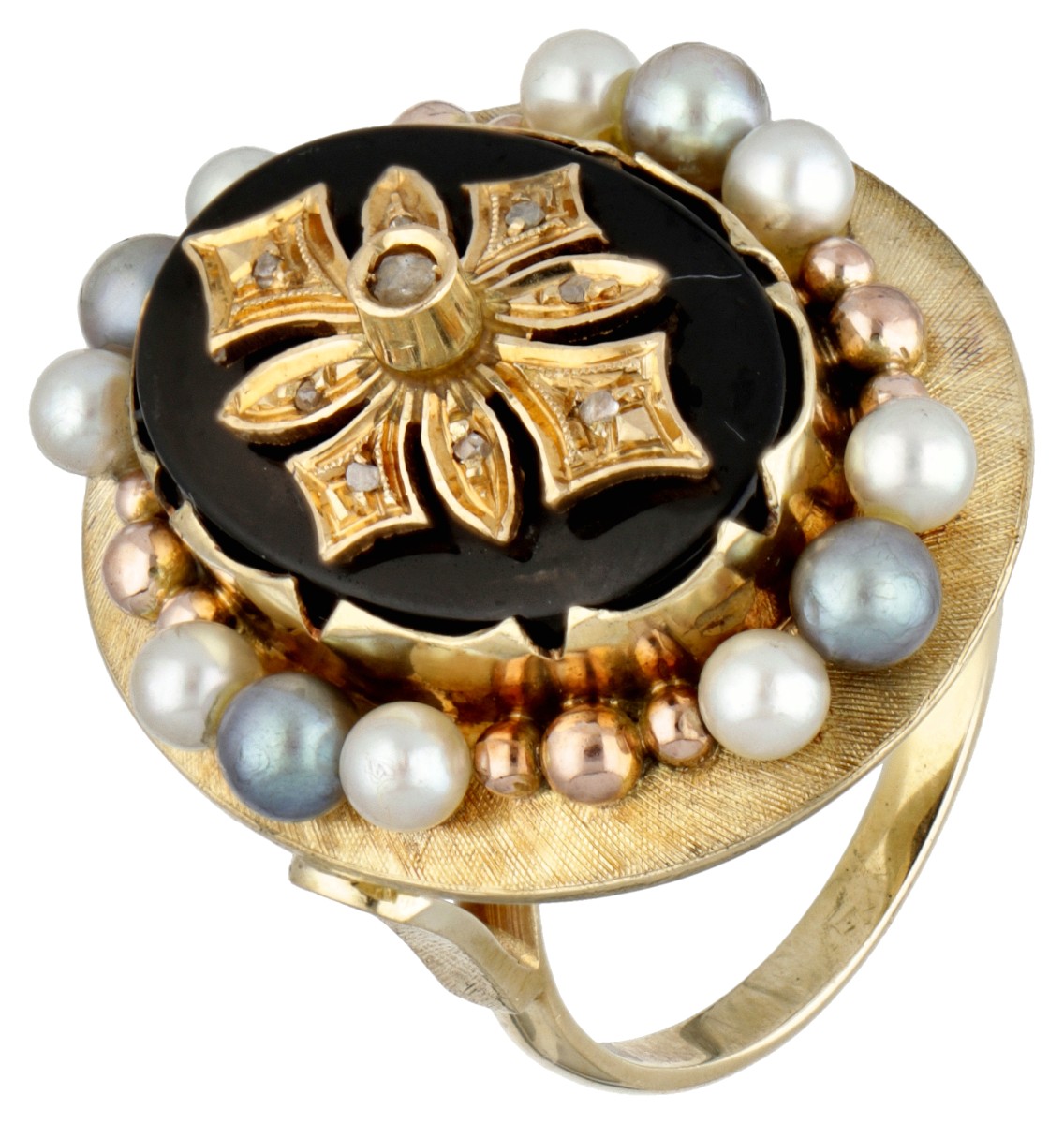 Vintage 14 kt. geelgouden ring bezet met parels en diamant.