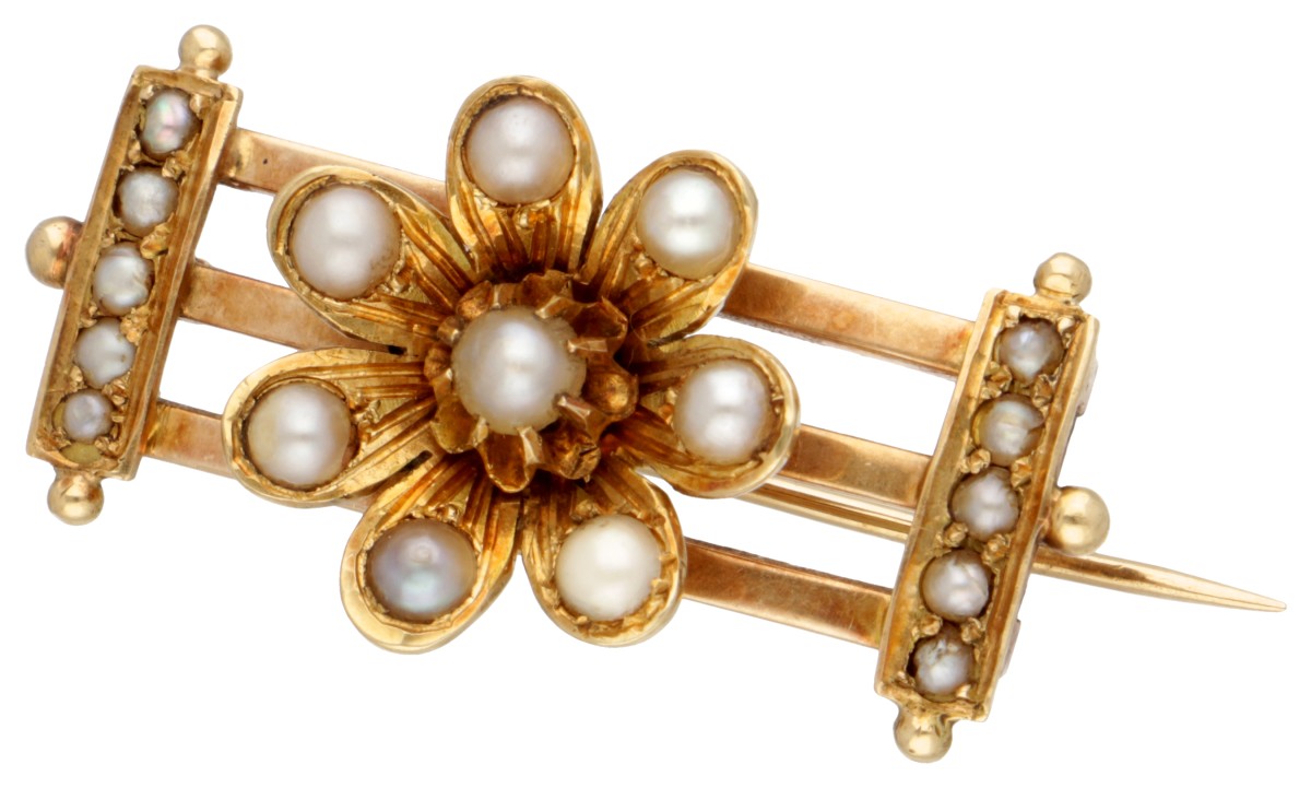 Antieke 14 kt. geelgouden broche met een bloem bezet met zaadparels.