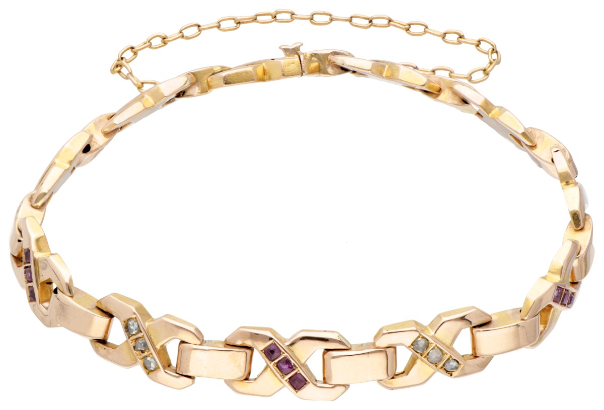 18 kt. Roségouden antieke armband bezet met diamant en robijn.