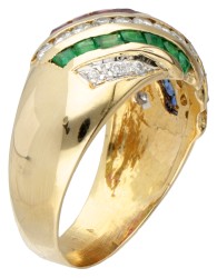 18 kt. Geelgouden Italiaanse design ring bezet met ca. 0.43 ct. diamant en natuurlijke robijn, saffier en smaragd.