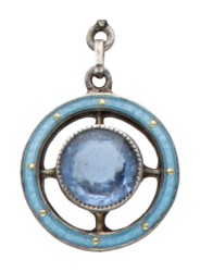 Zilveren collier en jugendstil Depose hanger vermoedelijk van Hermann & Speck, bezet met blauwe steen en emaille.