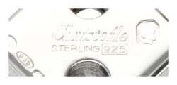 Massieve sterling zilveren Christofle hanger in de vorm van een dobbelsteen.