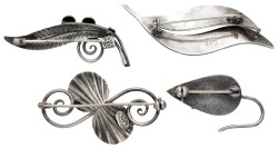 Lot van 4 zilveren Deense en Noorse design broches.