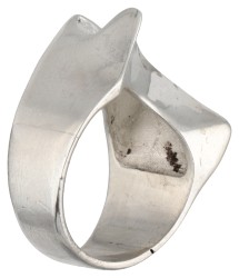 Sterling zilveren 'Mira' ring door Finse designer Björn Weckström voor Lapponia.
