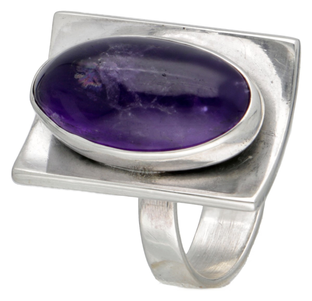 Sterling zilveren ring met amethist door Deense designer Niels Erik From.