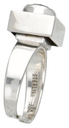 Zweedse design sterling zilveren Alton ring bezet met bergkristal.