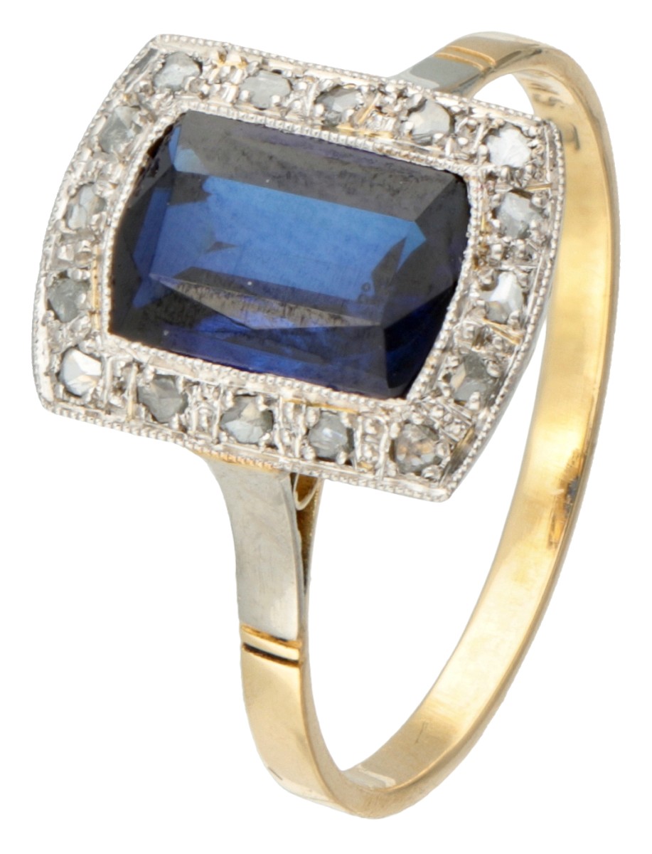14 kt. Geelgouden art deco ring bezet met diamant en synthetische saffier.