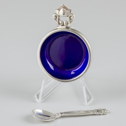 Zoutkelder (Kopenhagen, Georg Jensen) model: 62 Acorn zilver.