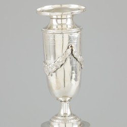 Tafelkandelaar (Amsterdam Jacob Navers 1791-1797) zilver.