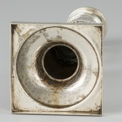 Tafelkandelaar (Amsterdam Jacob Navers 1791-1797) zilver.
