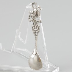 Zoutkelder met lepel zilver.