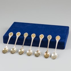 Set van 7 lepels van ''De Koningen en Koninginnen van Europa'' zilver - lepelverzameling - Franklin Mint.