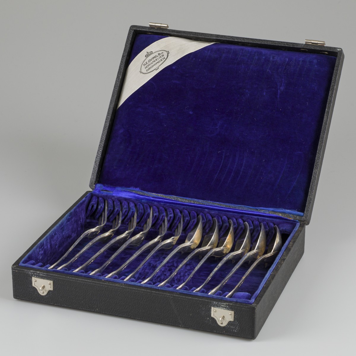 12-delige bestekcassette zilver.