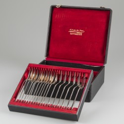 30-delige bestekcassette zilver.