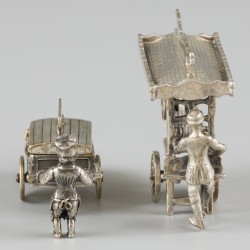 2-delig lot miniaturen zilver.
