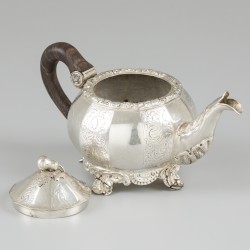 Theepot zilver.