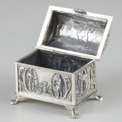 Knottenkistje zilver.