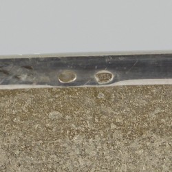 Sigarettenetui zilver.