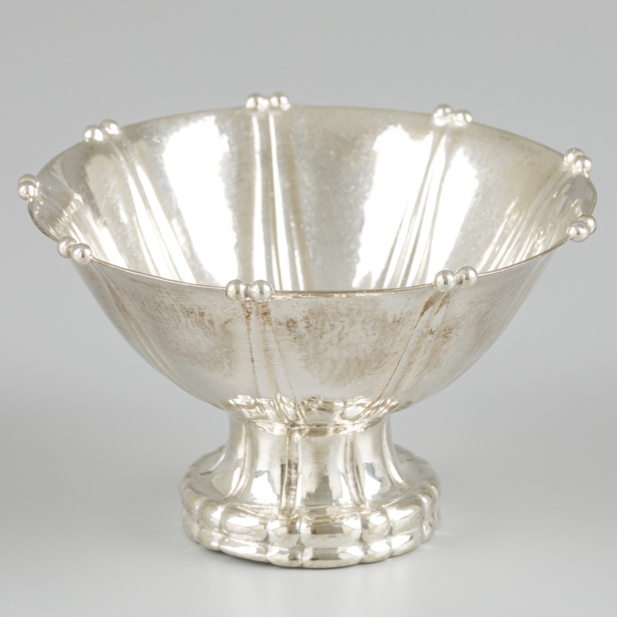 Suikerbak (Kopenhagen, Georg Jensen nr. 4, 1915-1927) zilver.