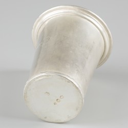 Geboortebeker zilver.