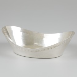 Theepot Christofle & broodmand Wiskemann verzilverd.