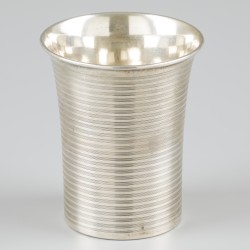 Drinkbeker zilver.