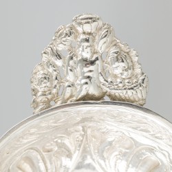 Brandewijnkom (Nederland, Sneek, Wieger Cornelisz Schreuder 1745) zilver.