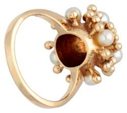 18 kt. Geelgouden 'Sputnik' ring bezet met parels.
