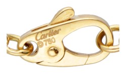 Cartier 18 kt. tricolor gouden 'Love Knot Charm' armband.