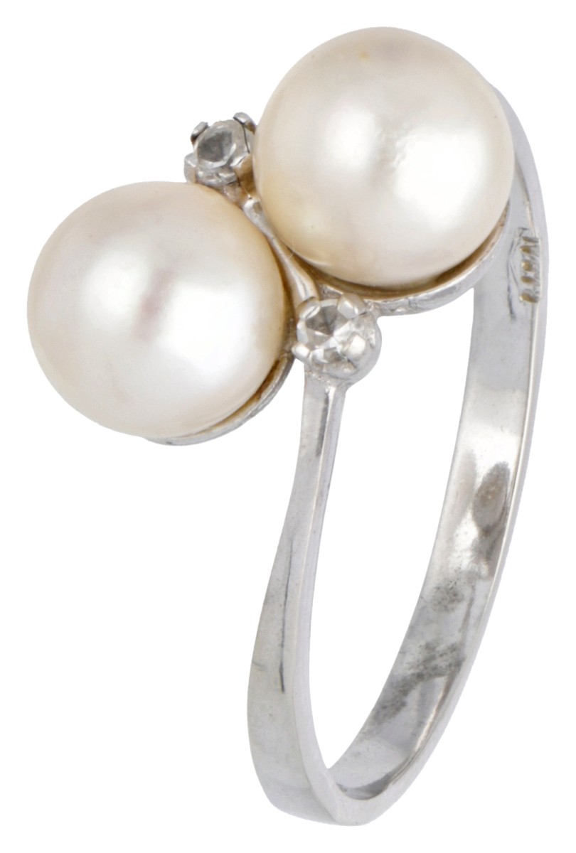 18 kt. Witgouden toi et moi ring bezet met diamant en parel.