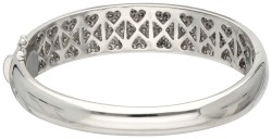 18 kt. Witgouden entourage bangle armband bezet met ca. 7.10 ct. diamant.