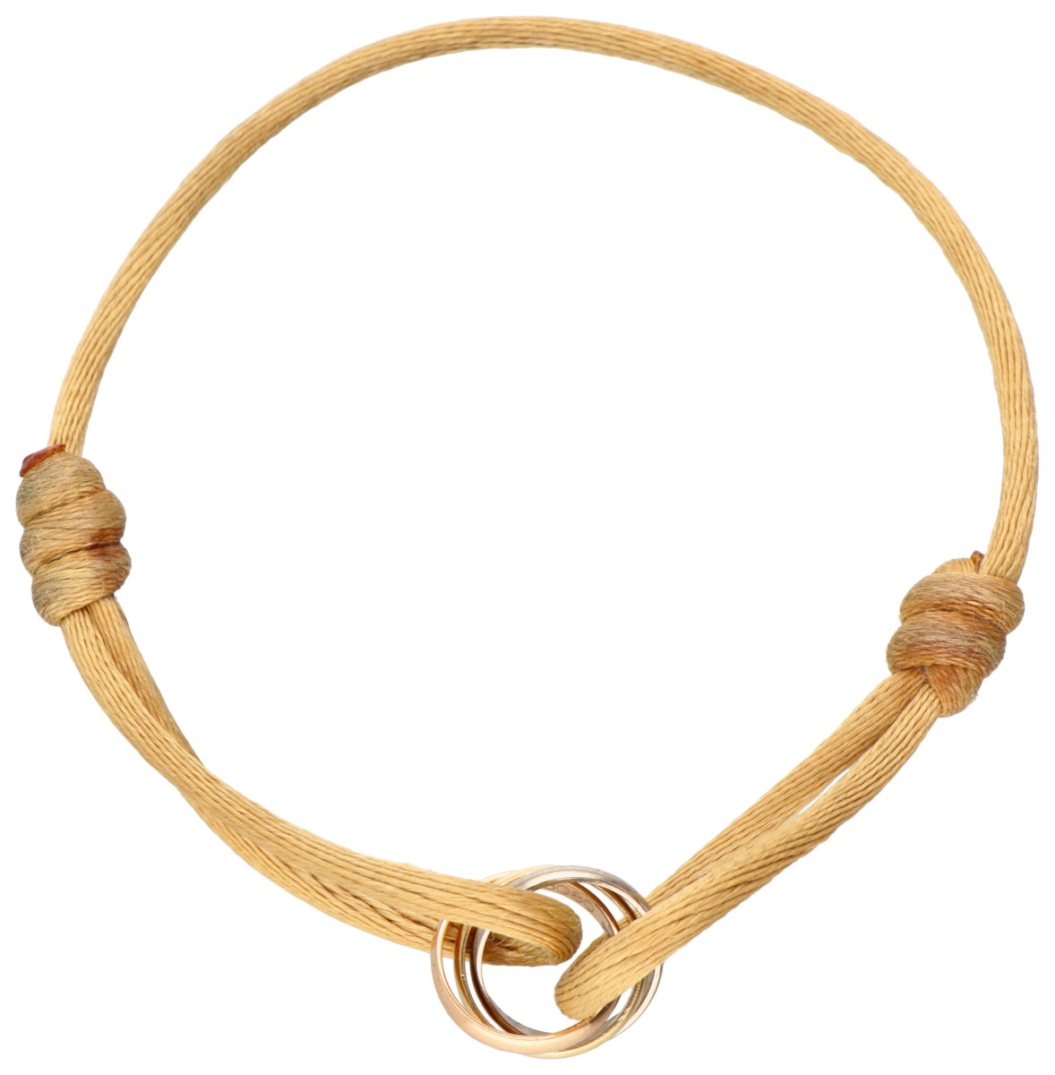 Cartier 18 kt. tricolor gouden 'Trinity' armband met een beige koord.