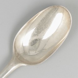 Dinerlepel (Amsterdam, Cornelis Hilberts 1710-1759) zilver.